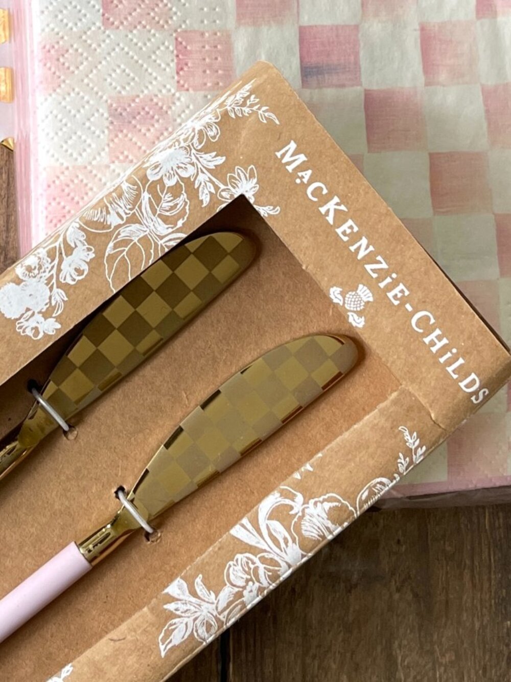 MacKenzie-Childs Rosy Check BUNDLE! Bistro Spreaders Set + Cocktail Napkins - Picture 1 of 16